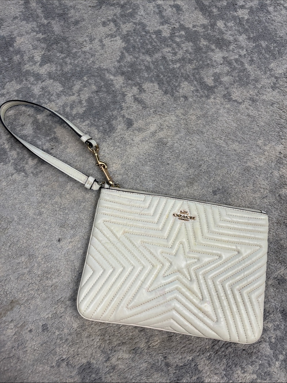 Coach Gallery Pouch Star Quilting Wristlet Mini Bag White Leather 2647